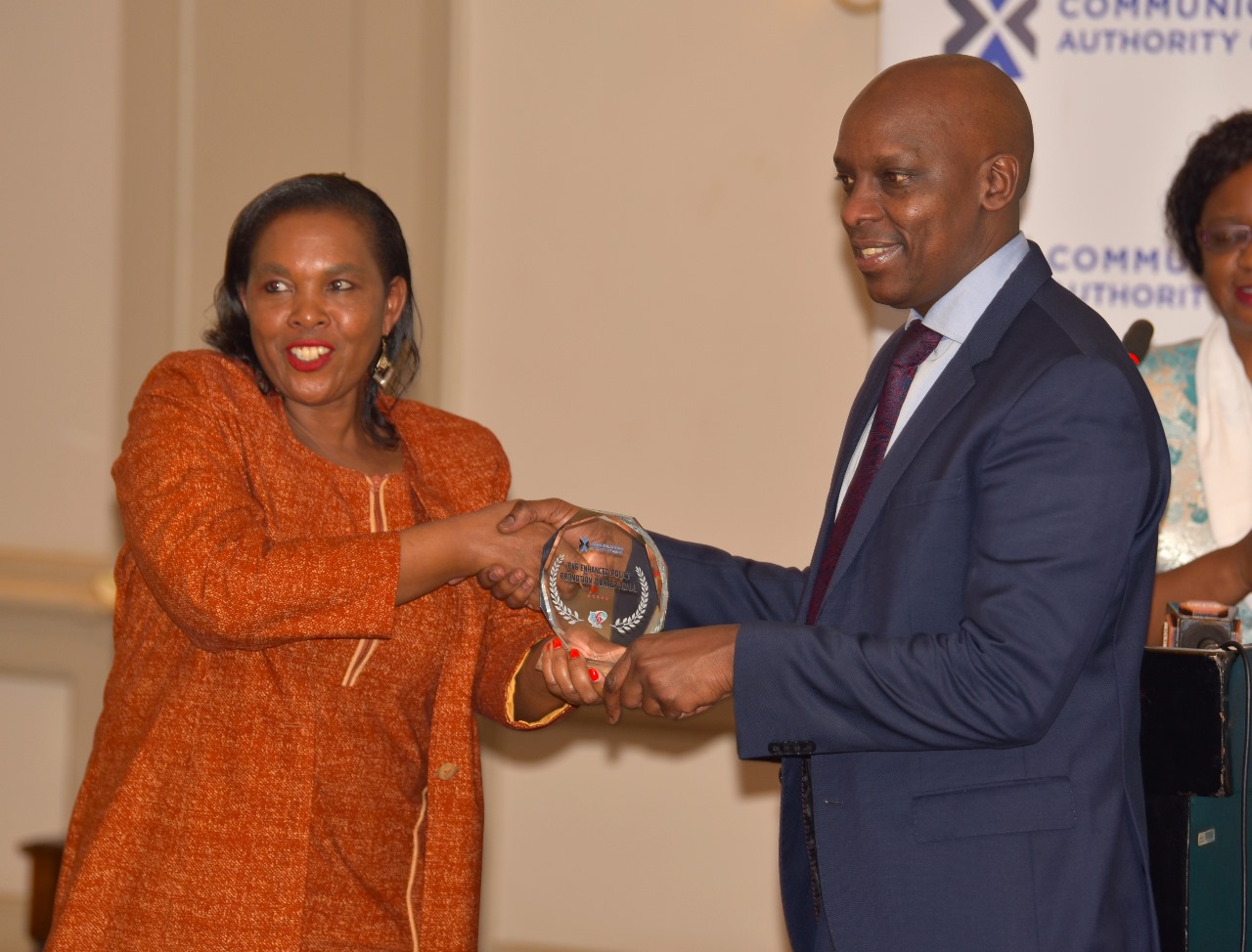 The Cabinet Secretary, Ministry of Information, Communications and the  Digital Economy, Dr. Margaret Nyambura Ndung’u (left) and Communications Authority of Kenya (CA) Director General Mr.  David Mugonyi during an Industry Engagement with Technology Service  Providers of Kenya (TESPOK) in Nairobi. Photo/Austin Otieno