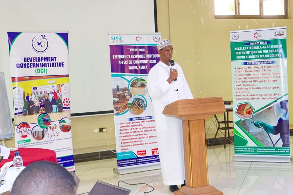 Garissa Governor Nathif Jama, joined by his deputy Abdi Dagane launch the Modogashe water project  yesterday. The project will provide access to clean water for over 30,000 in Modogashe town and the  neigbouring villages.