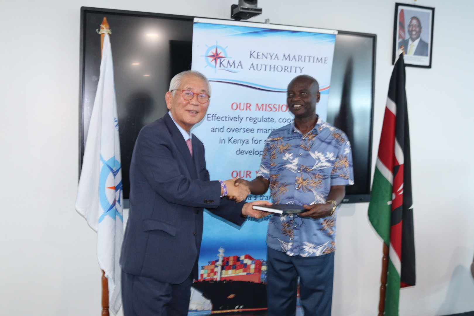Professor Jinsoo Park (left) from the Korea Institute of Maritime and Fisheries Technology (KIMFT) with KMA’s Ag. Director General, Mr. Isaiah Nakoru.