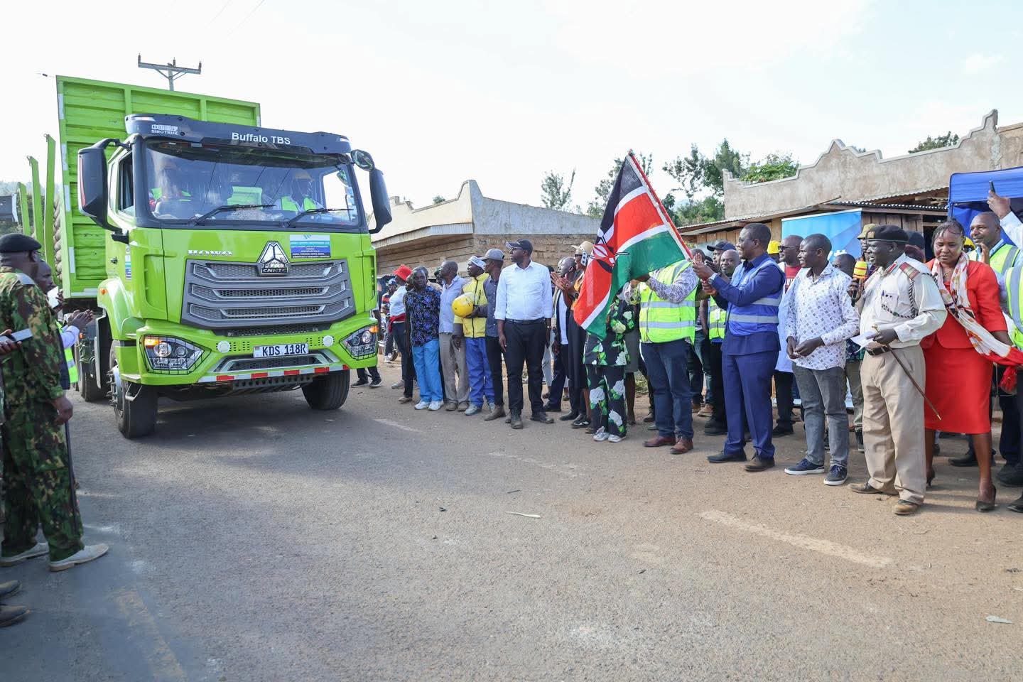Energy Cabinet Secretary Opiyo Wandayi flagging off the transportation of electricity poles and transformers to different parts of Igembe South sub county. PHOTO: DICKSON MWITI