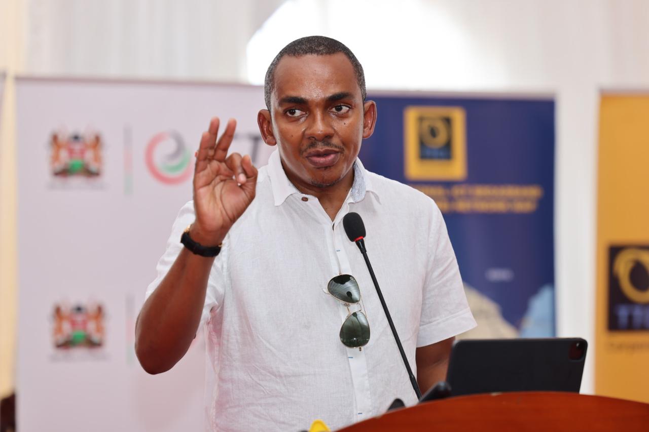 Tanzanian Minister for Communication and Information Technology Jerry Slaa during the launching of Terrestrial Fiber Link connecting Kenya and Tanzania at Lunga lunga/Horohoro border 