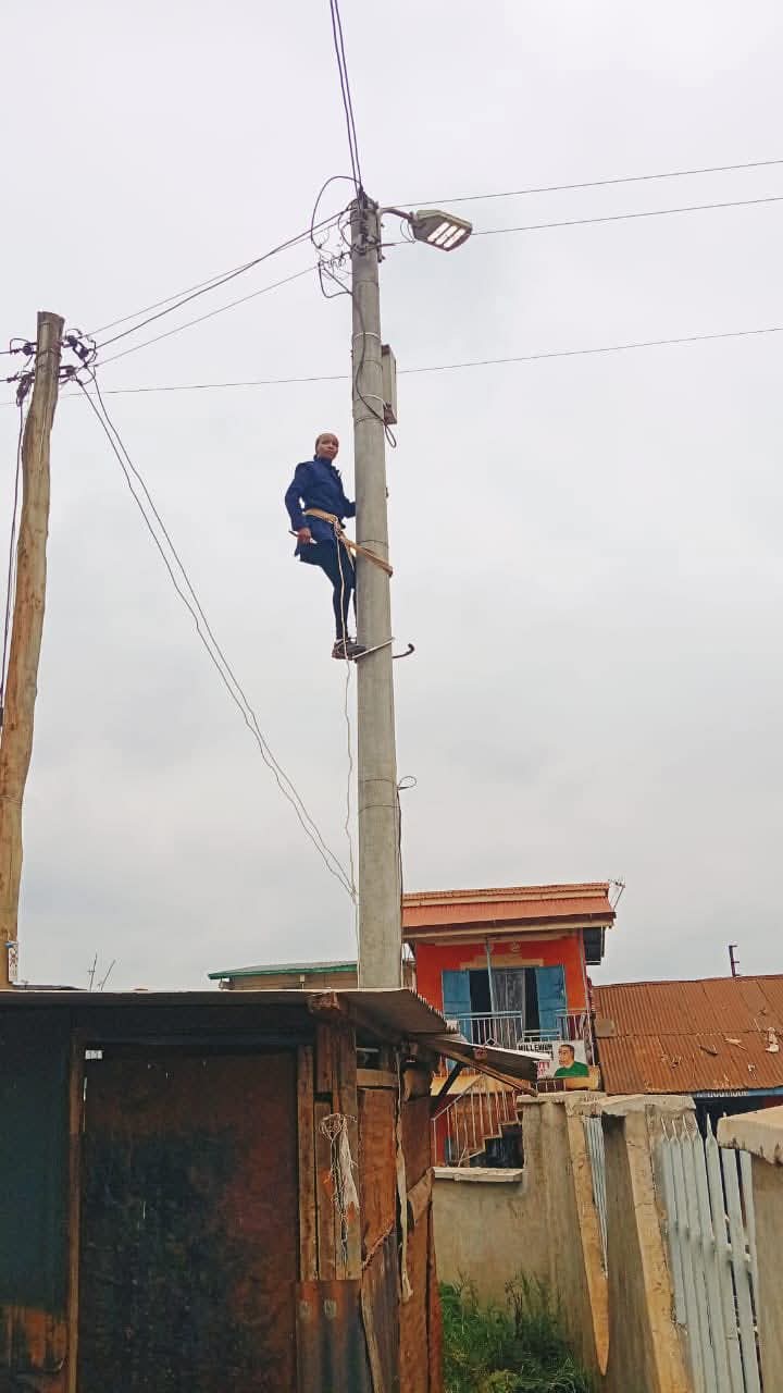 Kiambu’s 23-meter manlift in action, supporting streetlight installation and maintenance for safer public spaces.