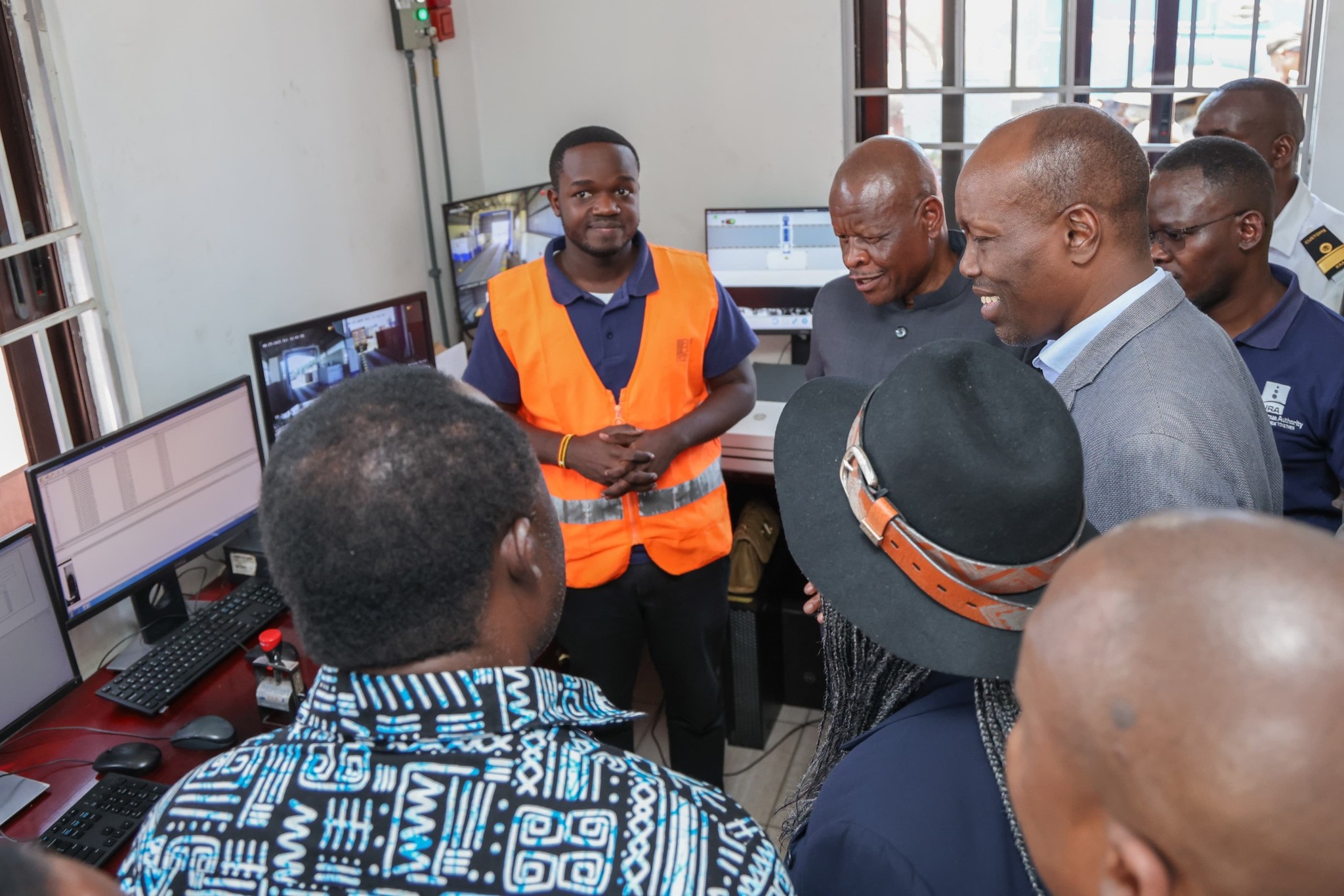 Trade Ministers Lee Kinyanjui (Kenya) and his Ugandan counterpart, Gen. Wilson Mbasu inspecting the operations at Malaba and Busia OSBPs.