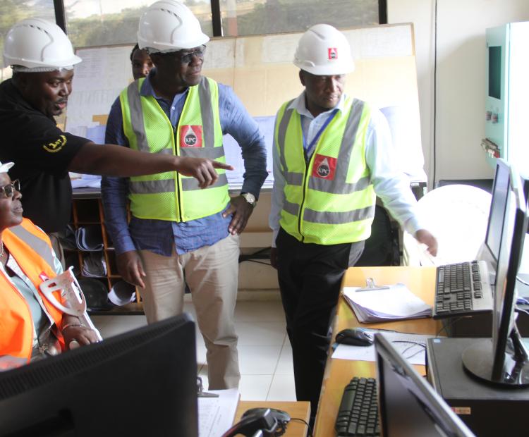 The Energy and Petroleum Cabinet Secretary Opiyo Wandayi (in blue), speaking to the members of the oil Marketing Companies (OMCs) and the employees of the Kenya Pipeline Company (KPC), during his tour to the Eldoret Depot, Eldoret, Uasin Gishu. Photo/ Ekuwam Sylvester
