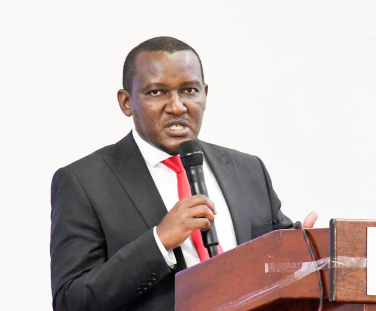 Irrigation PS Ephantus  Kimotho, delivering a key note speech during a con sultative workshop on the  National Irrigation Sector  Investment Plan (NISIP)  held at the Boma Hotel  in Nairobi. PHOTO: BENEDICT  WASICHE.