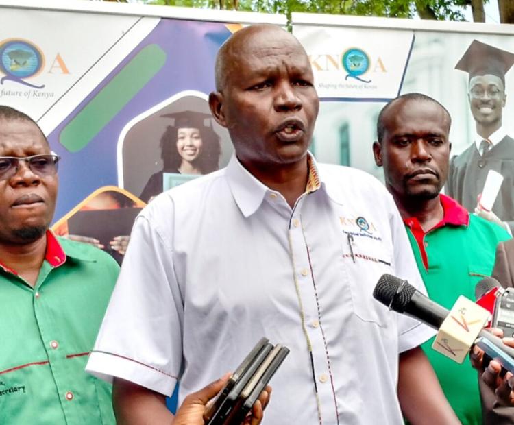 Kenya National Qualifications Authority (KNQA) Chairman Stanley Kiptis addressing the media in Kisumu during a public participation drive on the KNQA General Regulations 2025.  Photo/ Chris Mahandara