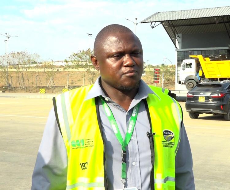  Victor Kithome, Manager of the Mariakani, Mtwapa and Dongo Kundu weighbridges and the adjacent 1,466-kilometre road network.