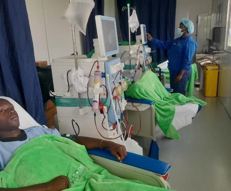 A patient receives dialysis treatment at the mobile renal unit stationed at Gatura Health Centre in Gatanga Sub- County.